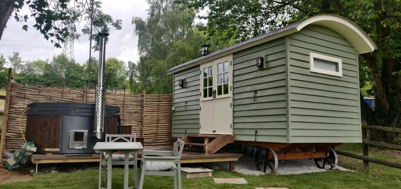 Romantic Shepherds Hut With Stunning Sunsets Hollingbourne Esterno foto